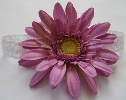 Gerbera Daisy on Stretch Lace Headband Gerbera Daisy on Stretch Lace Headband